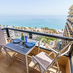 Amazing Views Beachfront With Swimming Pool Apartment